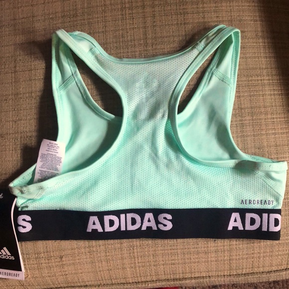 Juniors Adidas sportsbra - Picture 2 of 3